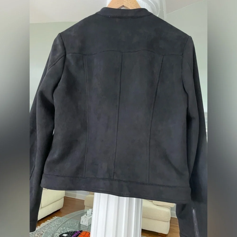 Coffee Shop NY women’s size medium Foux Suede Jacket with stretch.black, zipper